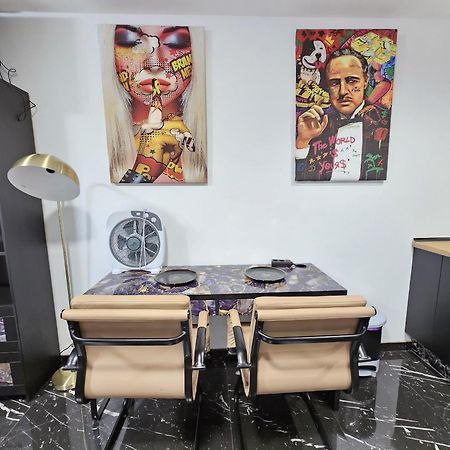 Apartamentos Benidorm Black Dış mekan fotoğraf