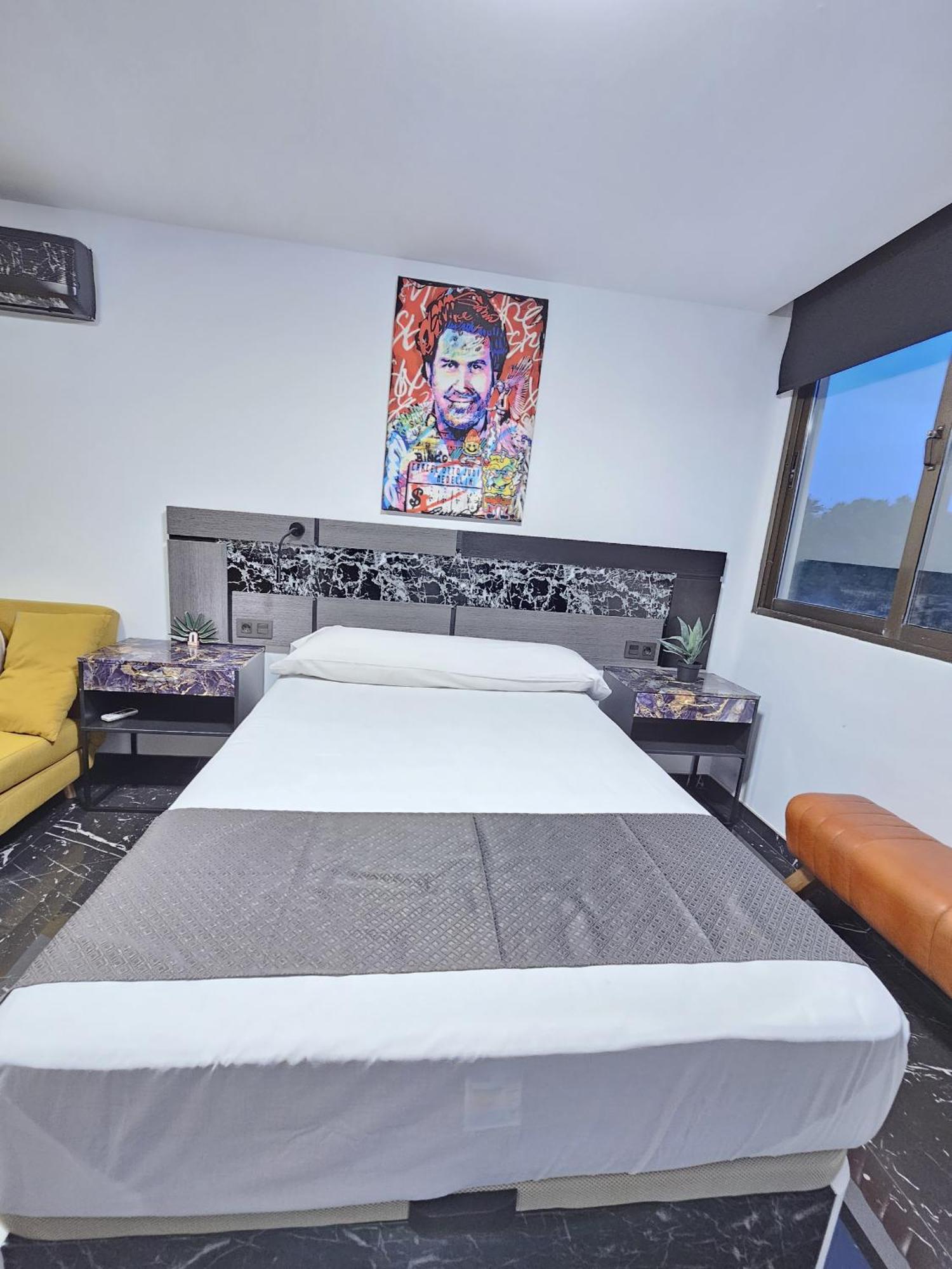 Apartamentos Benidorm Black Dış mekan fotoğraf