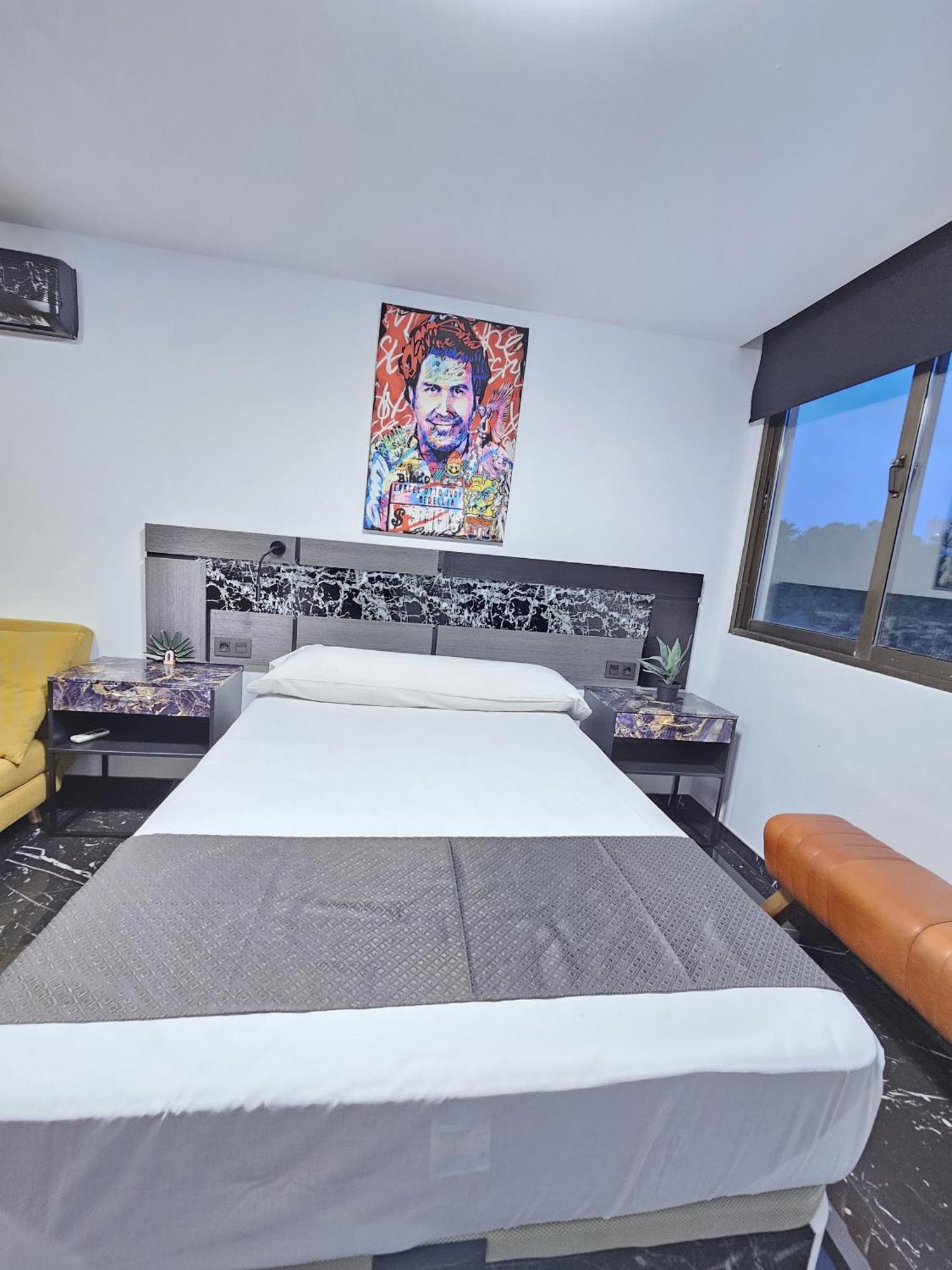 Apartamentos Benidorm Black Dış mekan fotoğraf