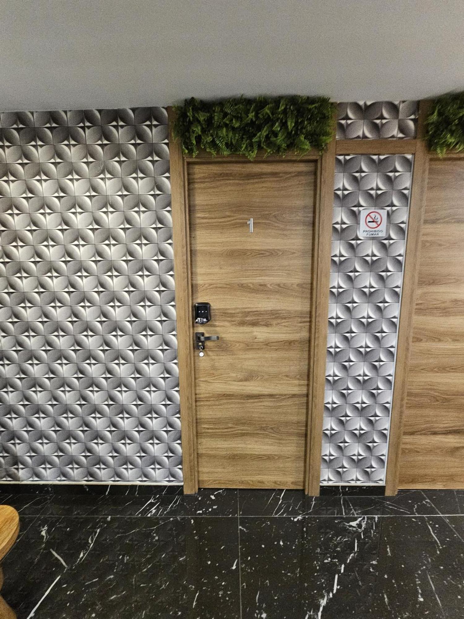Apartamentos Benidorm Black Dış mekan fotoğraf